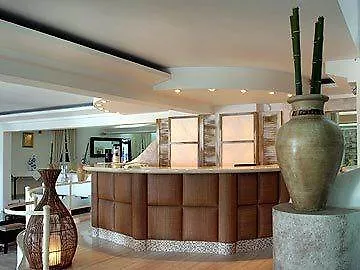 K Group- Hotel 투를로스